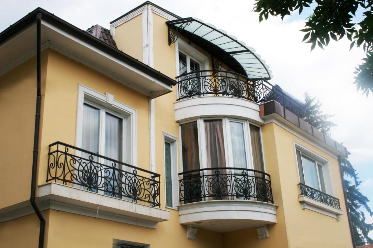 Luxury Private House In City Center Veliko Tărnovo Esterno foto