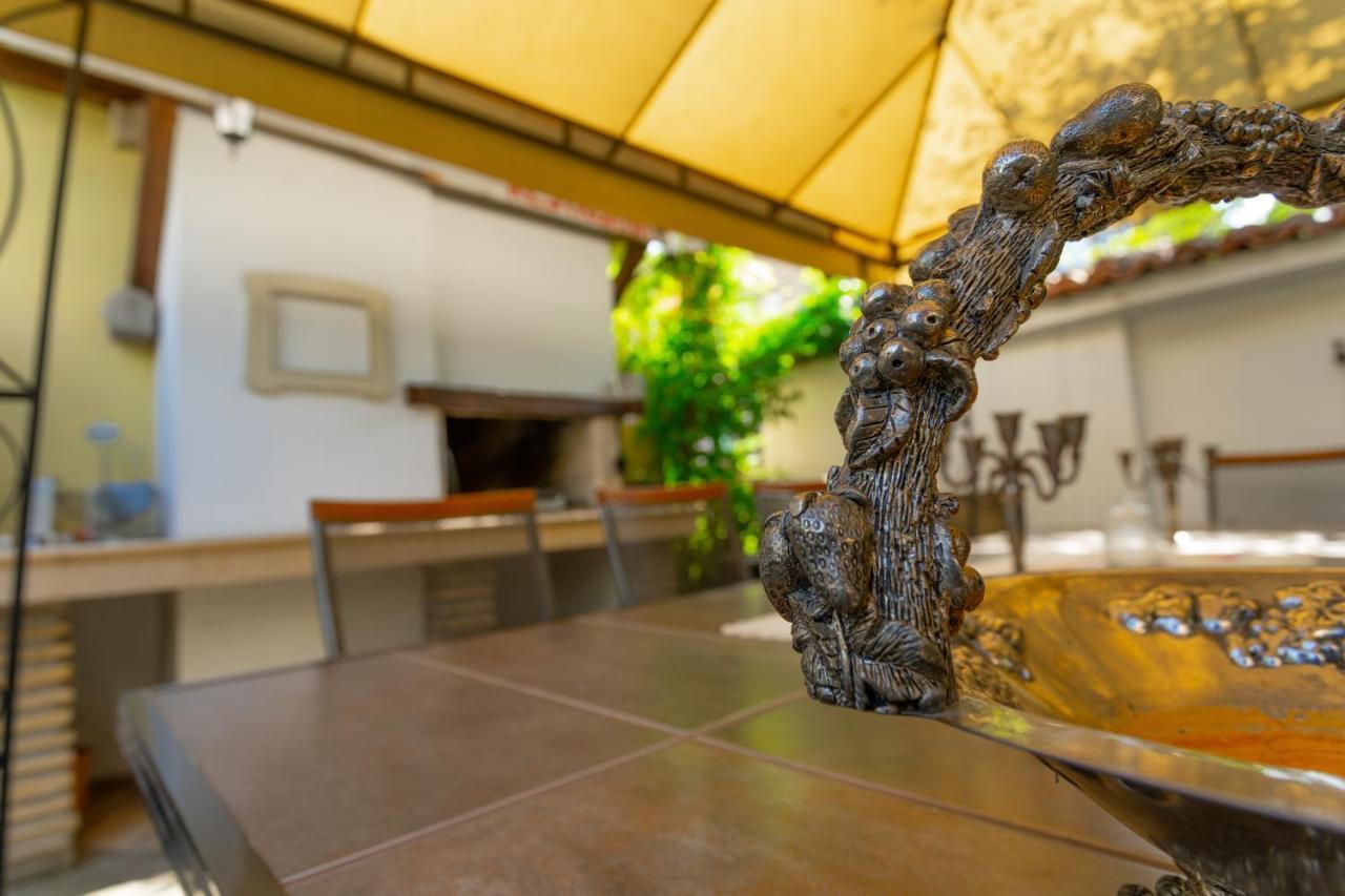 Luxury Private House In City Center Veliko Tărnovo Esterno foto