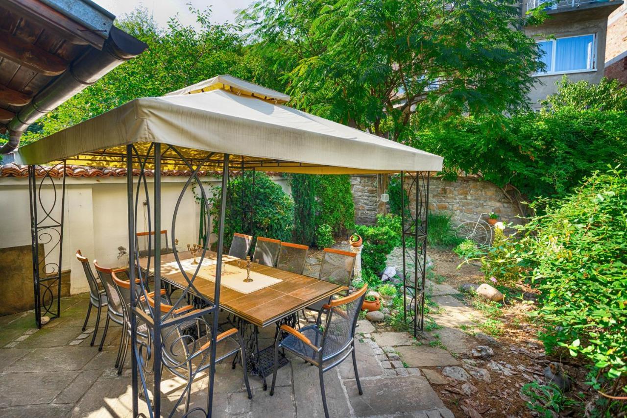Luxury Private House In City Center Veliko Tărnovo Esterno foto