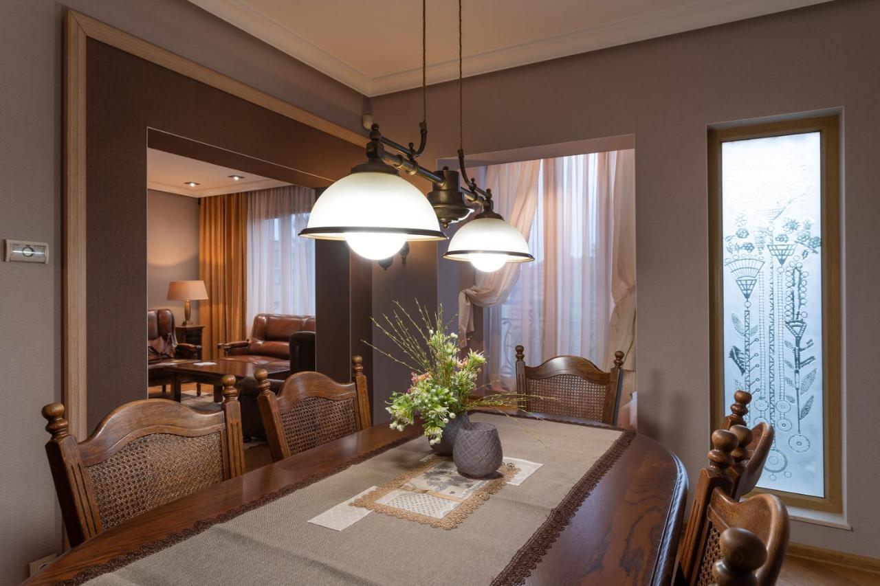 Luxury Private House In City Center Veliko Tărnovo Esterno foto