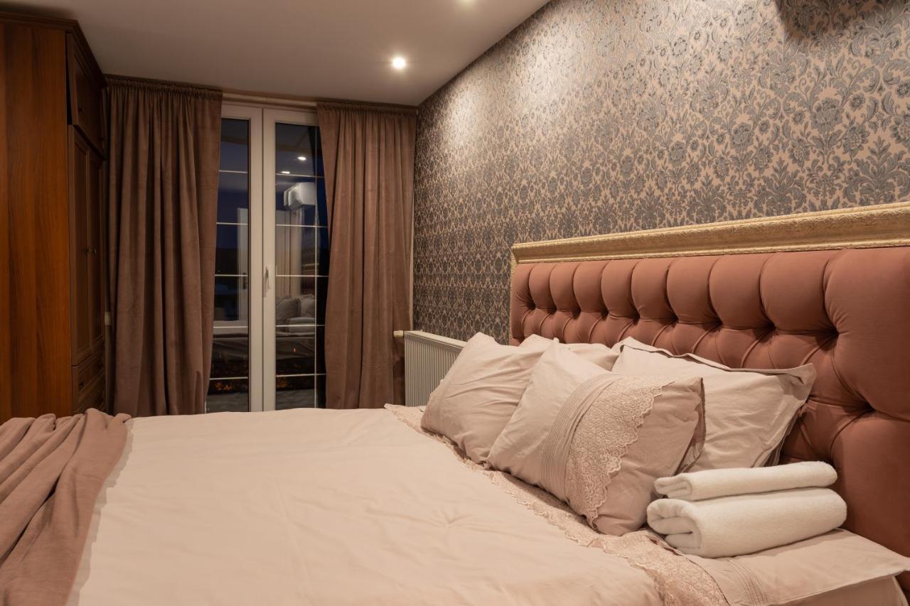 Luxury Private House In City Center Veliko Tărnovo Esterno foto