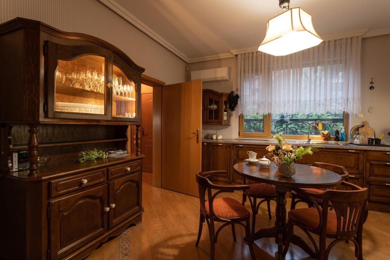 Luxury Private House In City Center Veliko Tărnovo Esterno foto