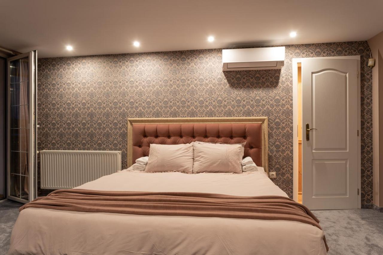 Luxury Private House In City Center Veliko Tărnovo Esterno foto